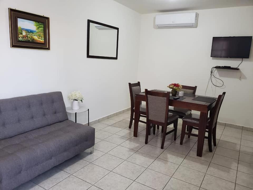 הוילה לוס מוצ'יס Casa La Marina מראה חיצוני תמונה